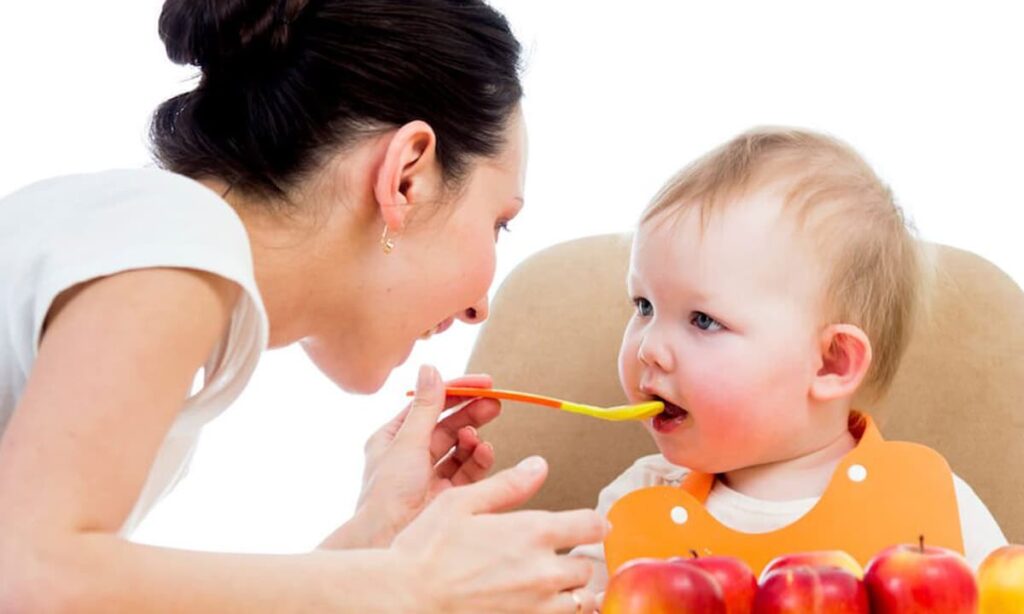 Bảo mẫu là gì? Sự phát triển của nghề bảo mẫu